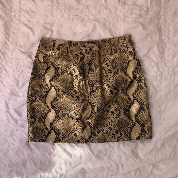 New Superdown Snakeskin Skirt - Picture 3 of 9
